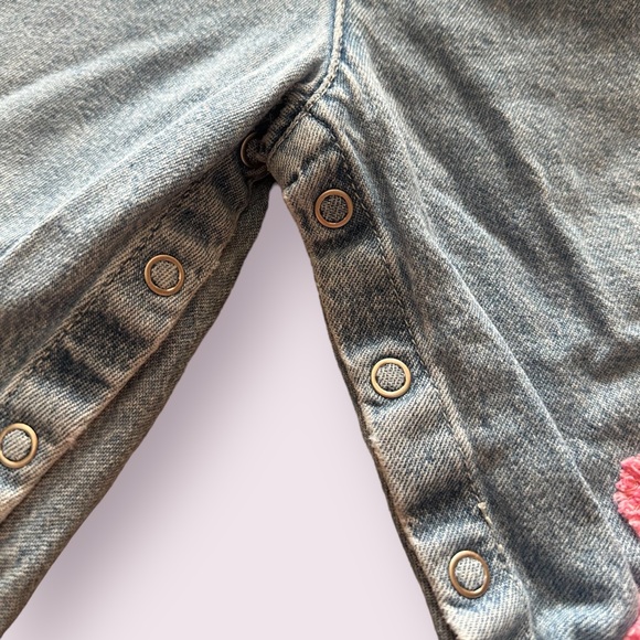 Vintage Baby Gap Light Blue Jean  Denim Overalls With Pink Flowers Size 12-18 M - Picture 5 of 11